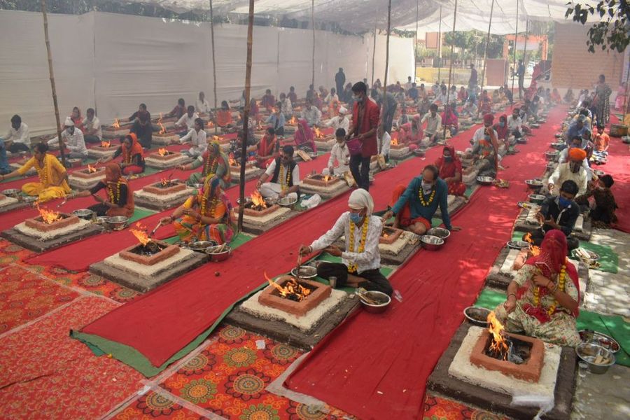 कोरोना से पूर्ण मुक्ति के लिए शनिधाम में 108 कुंडीय शनि यज्ञ