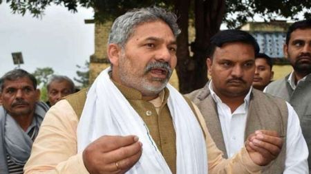 rakesh tikait