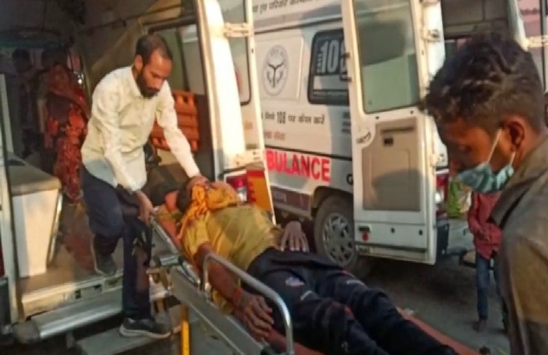 84 कोषीय परिक्रमा के लिए नैमिषारण्य जा रहे दो दर्जन श्रद्धालु हुए हादसे का शिकार, मची चीख पुकार