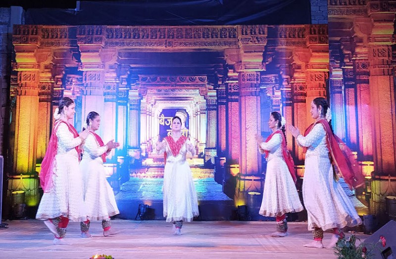 बैजू बावरा: ध्रुपद गायन से राजा-रानी महल में गूंजीं संगीत की स्वर लहरियां