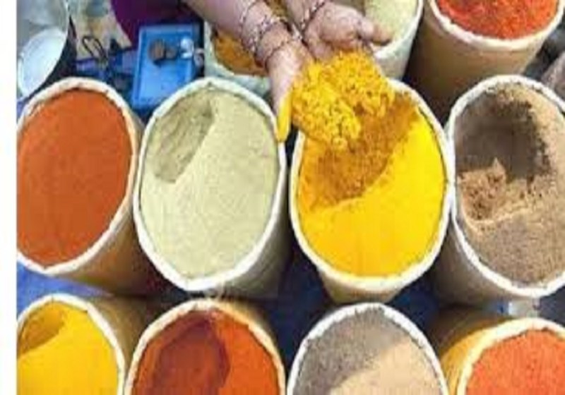 होली में बाजार में बिक रहा साबूदाना, हल्दी, धनिया, मिर्च कहीं न कर दे रंग में भंग, मिलावट की ऐसे करें पहचान