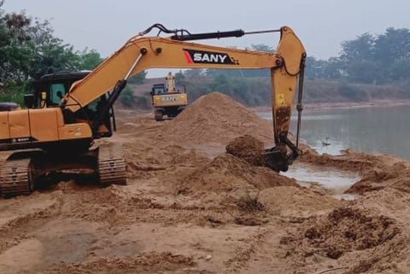 Bandhavgarh Tiger Reserve, Buffer Zone, Mafia, Sand, Sensitive Zone