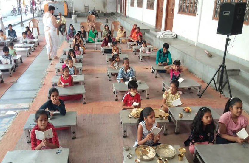 भगवान मल्लिनाथ के निर्वाण महोत्सव पर हुए अनुष्ठान