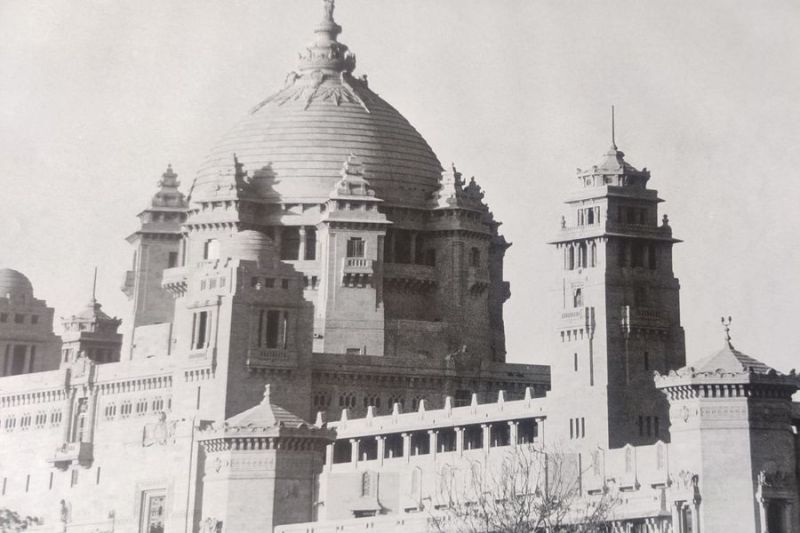 29.वर्ष 1943 तक उम्मेद भवन पैलेस निर्माण पर खर्च हुए थे तीन करोड़