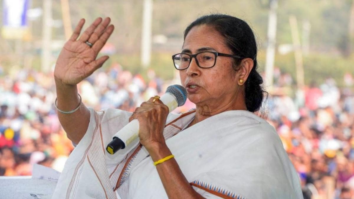 West Bengal Assembly Elections 2021: ममता बनर्जी बोलीं - 'खेला होबे',  एक पांव से ही भाजपा को करूंगी बोल्ड