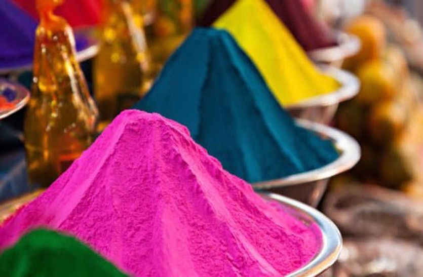 गुलाल में हो रही मिलावट, सिल्वर कलर से कैंसर का खतरा