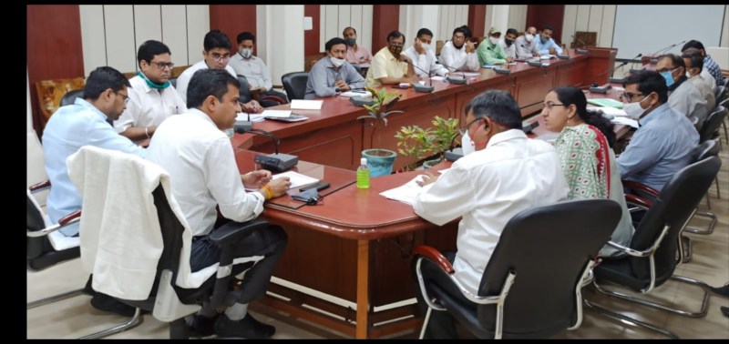 नहर बंदी के दौरान मुस्तैदी से कार्य करें अधिकारी, बजट घोषणाओं की हो नियमित मॉनिटरिंग