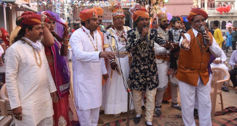 ‘छैला मारु हालो तो ले चालो महाराजा रा बाग’