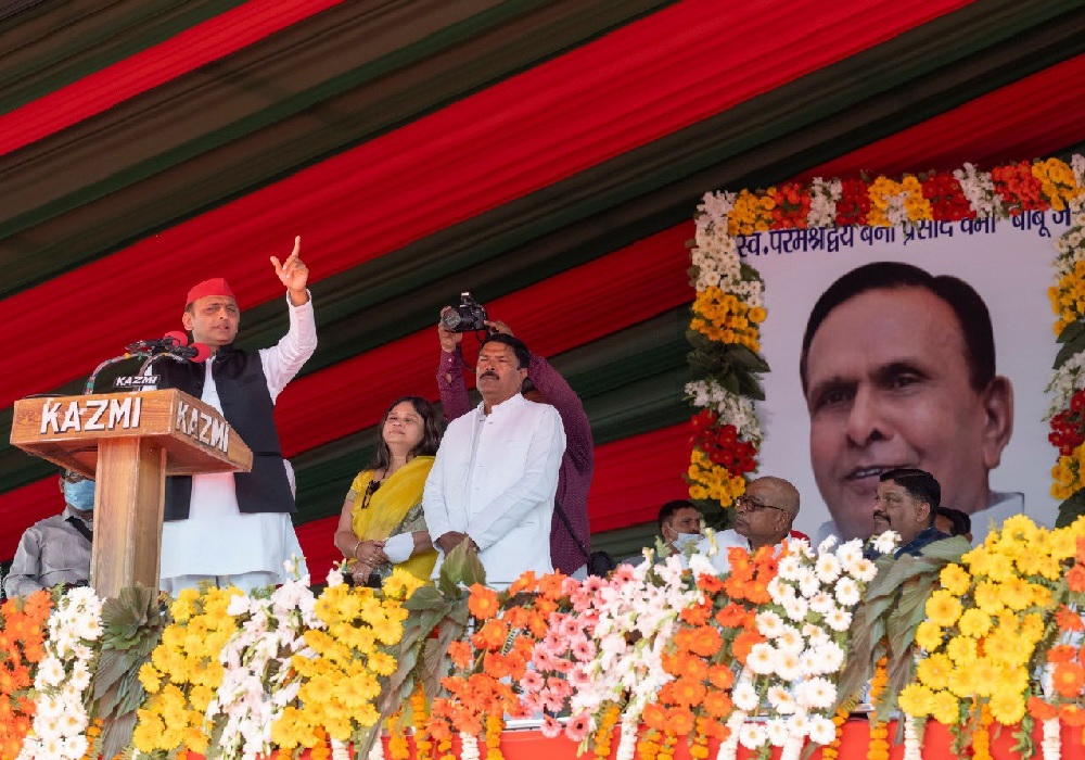 अखिलेश यादव का भाजपा सरकार पर जोरदार हमला, बताया- बंगाल में क्यों नहीं है कोरोना, वैक्सीन को लेकर भी दिया ये बयान