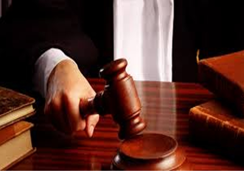 court_hammer1.jpg