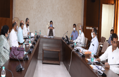 उच्च शिक्षा मंत्री ने कहा- ऐसे कोर्स शुरू करें जिससे बाहर न जायें विद्यार्थी