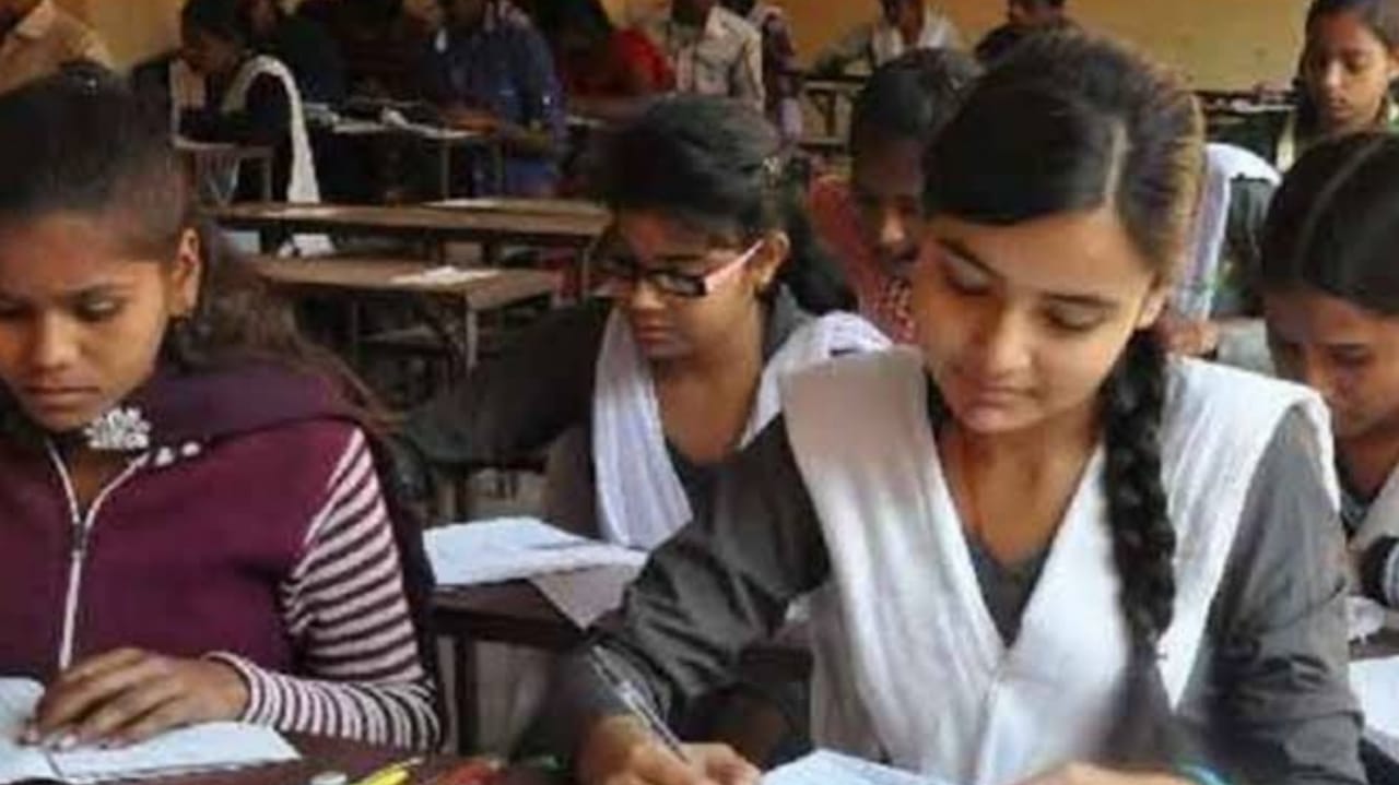  यूपी हाईस्कूल व इंटरमीडिएट बोर्ड परीक्षा अपडेट, तैयारी पूरी