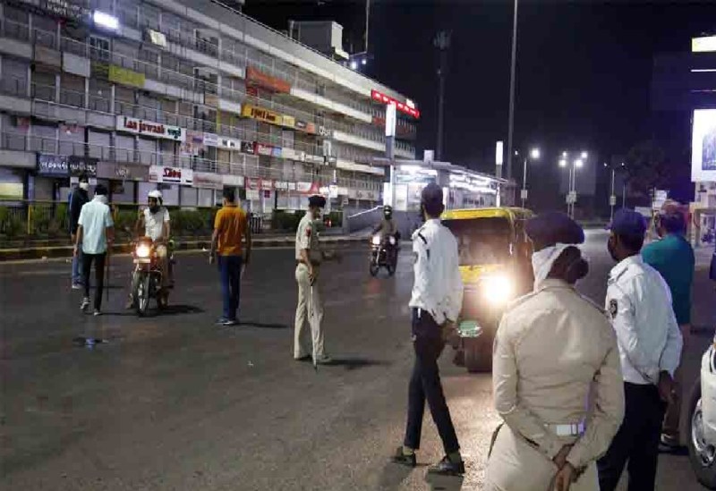 Night Curfew के दौरान इसको माना जाएगा पास, सिर्फ इन्हें ही मिलेगी आने-जाने की छूट, जाने सरकार की गाइडलाइंस