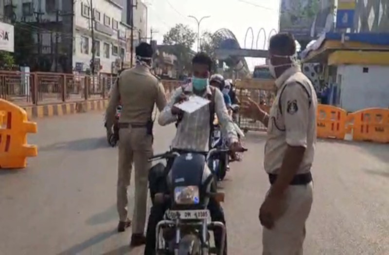 lockdown in raipur news.jpg