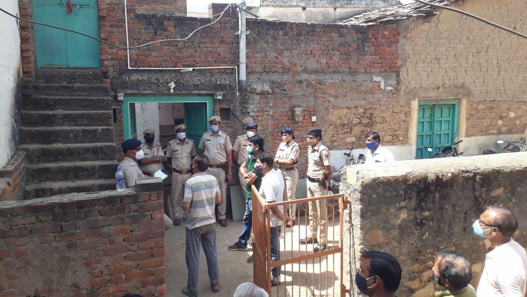 उदयपुर में डबल मर्डर, बुजुर्ग दम्पति को मार गए बदमाश