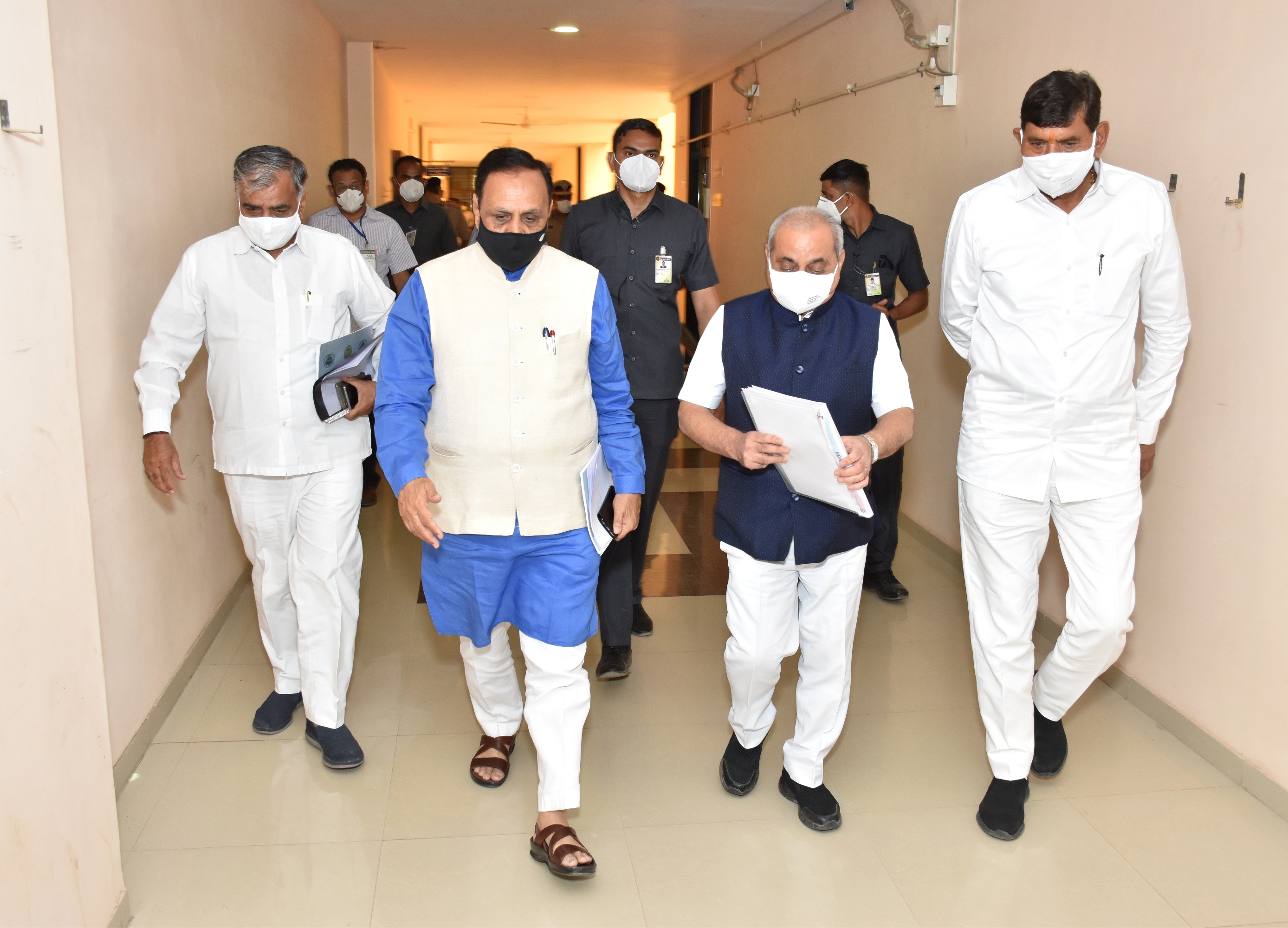 Remdesivir: मुख्यमंत्री रूपाणी ने स्पष्ट किया, गुजरात में रेमडेसिविर इंजेक्शन की कोई कमी नहीं