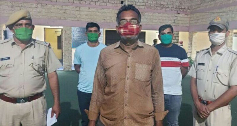 पांव की जांच कराने एम्स आता, बाइक चुराकर ले जाता