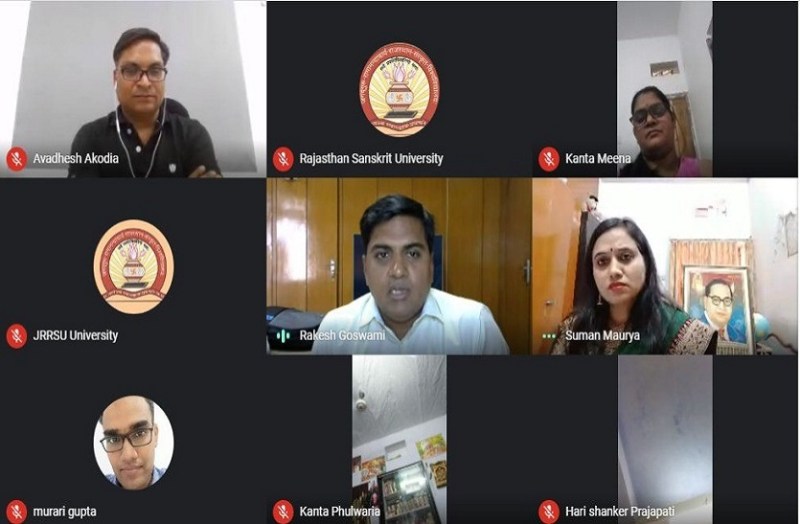 अंबेडकर ने खत्म की सामाजिक दूरियां