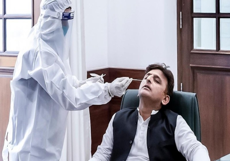 सपा अध्यक्ष अखिलेश यादव को हुआ कोरोना, खुद सीएम योगी भी हैं आइसोलेट