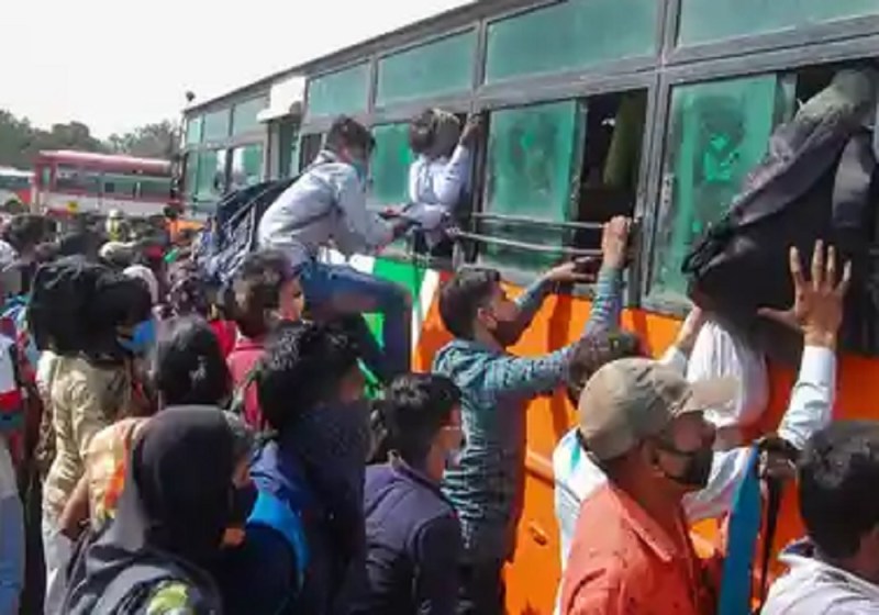यूपी लौट रहे प्रवासी मजदूर के लिए गाइडलाइन जारी, बेहद अहम जानकारियां है इसमें