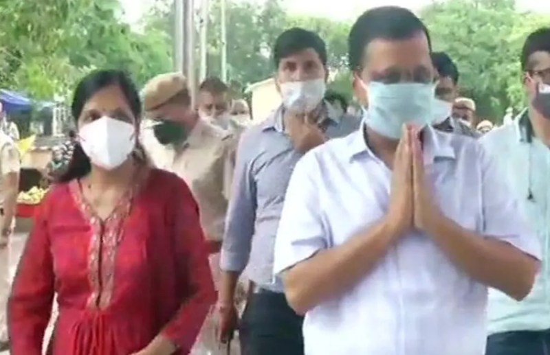 arvind kejriwal wife sunita kejriwal