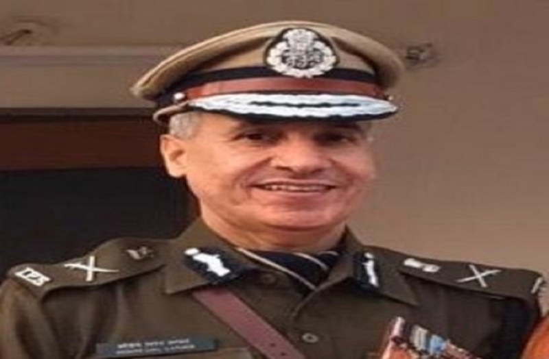 कोरोना में पुलिस सख्त, एक ही दिन में किए दस हजार से ज्यादा चालान