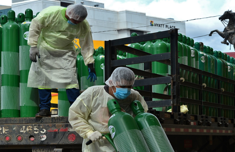 कोरोना पेशेंट्स के लिए आप भी इस तरह खरीद सकते हैं "पोर्टेबल ऑक्सीजन सिलेंडर"