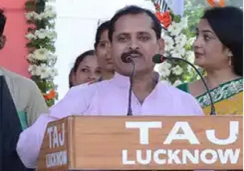 इलाज के अभाव में लखनऊ के मशहूर कवि वाहिद अली वाहिद ने इस दुनिया को अलविदा कहा