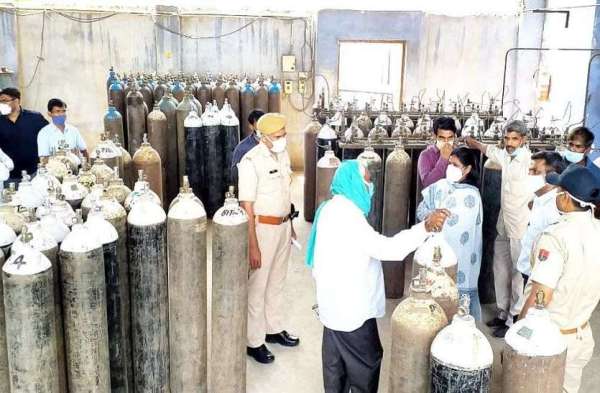 shortage of oxygen cylinder