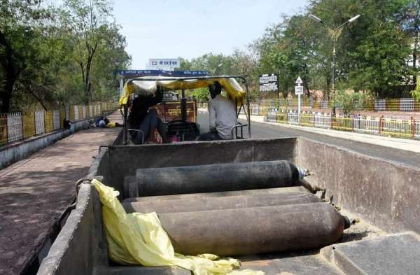 shortage of oxygen cylinder