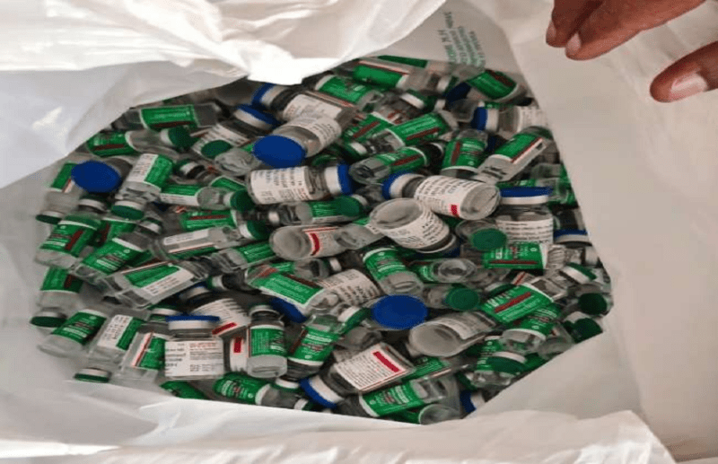 हॉस्पिटल से कोरोना वैक्सीन चुरा लगा गया चोर...फिर पेपर पर यह बात लिखकर लौटाई वैक्सीन