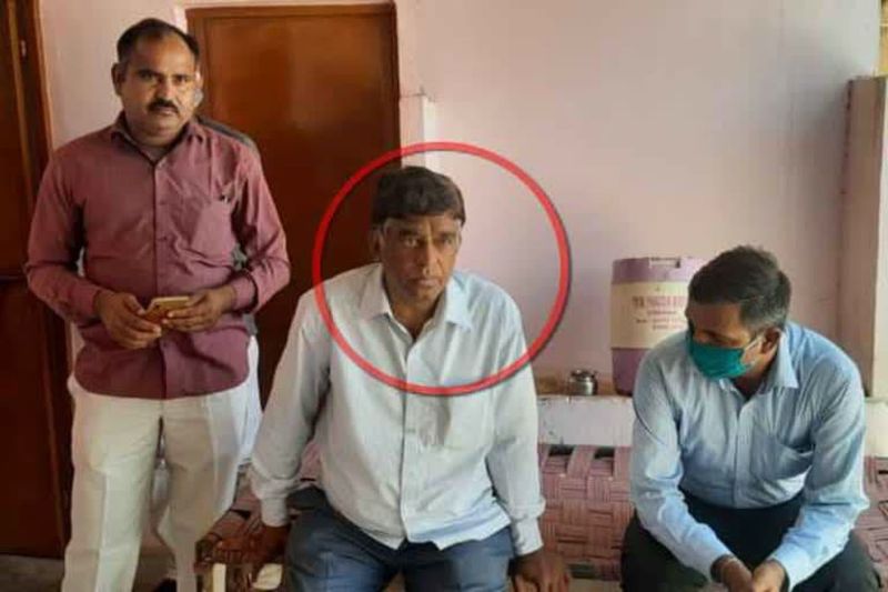 पंचायत समिति का जेटीए एक लाख रुपए रिश्वत लेते रंगे हाथ गिरफ्तार