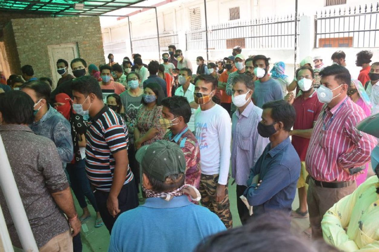 घर-घर बीमार, गली-गली संक्रमित, 1103 पोजिटिव