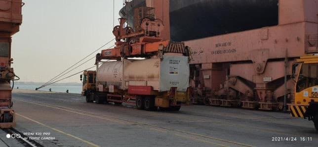 80 metric tons oxygen come from Saudi Arabia with help of Adani