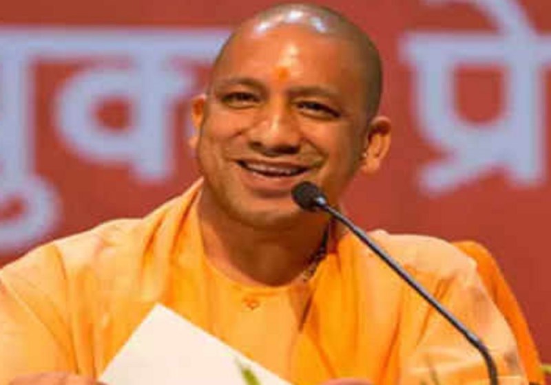 प्राइवेट संस्थान में काम करने वाले कर्मचारियों को सीएम योगी का तोहफा, कोराना संक्रमित होने पर मिलेगा 28 दिन का वेतन व अवकाश
