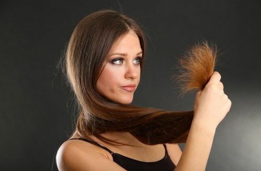 दो मुंहे बालों को ठीक करने के लिए घर में करें यह उपाय