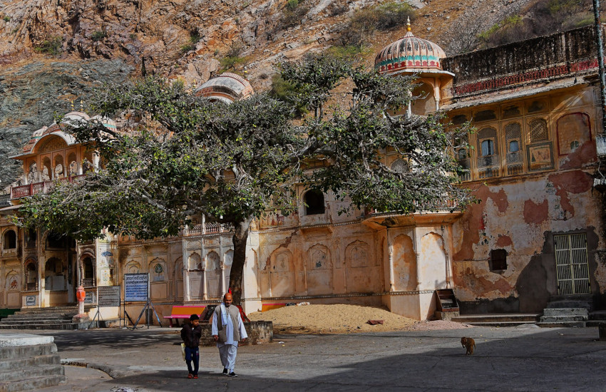 jaipur_old_temples.jpg