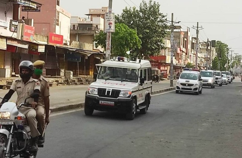 अतिरिक्त पुलिस महानिदेशक ने किया बाजारों का निरीक्षण