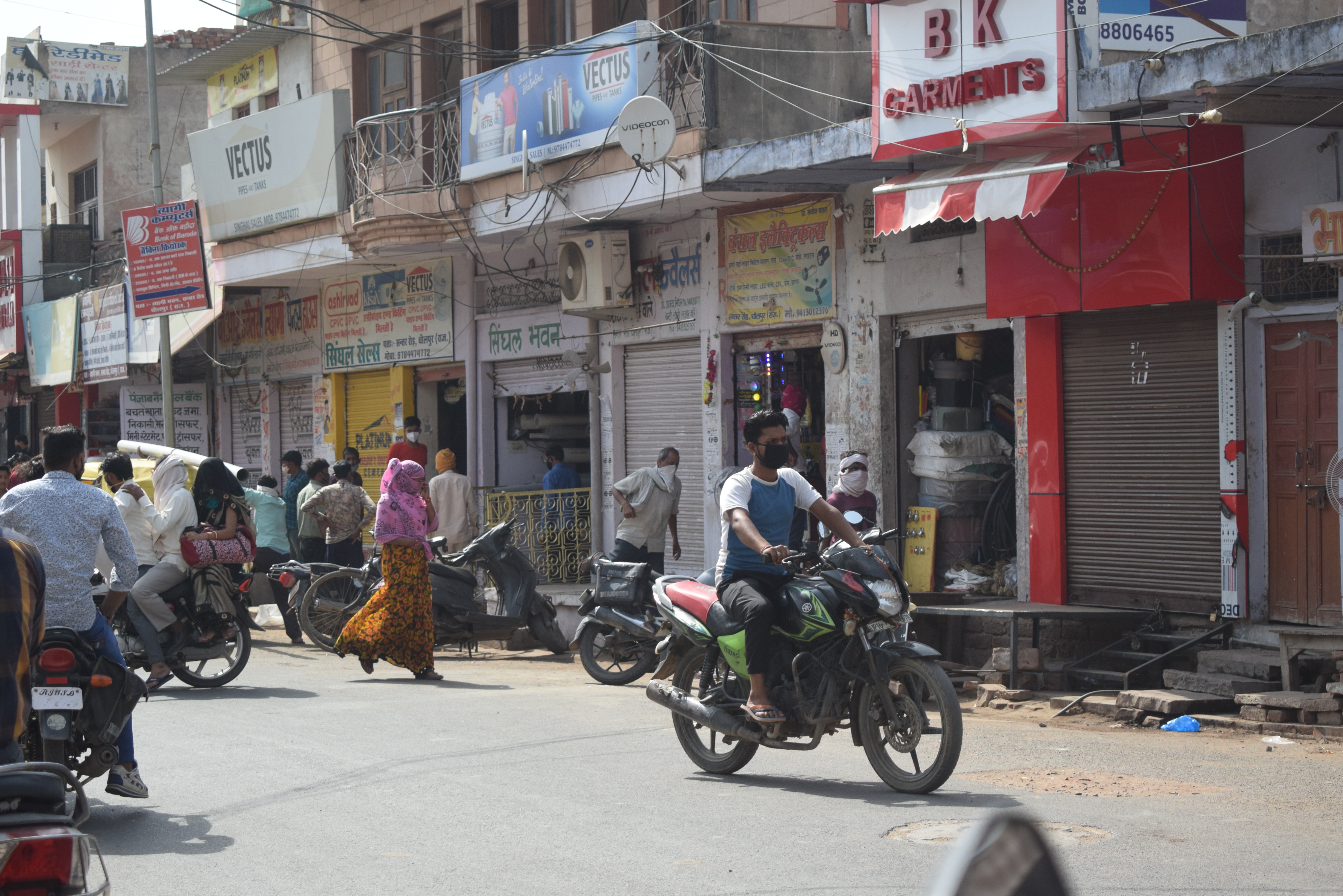 Now all the unallowed shops will be seized in the district