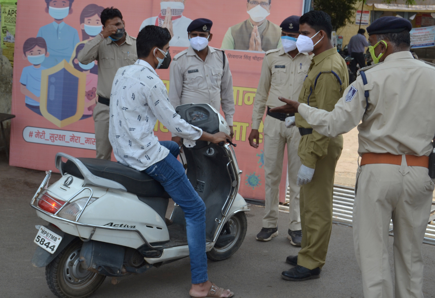 spot fine in corona curfew