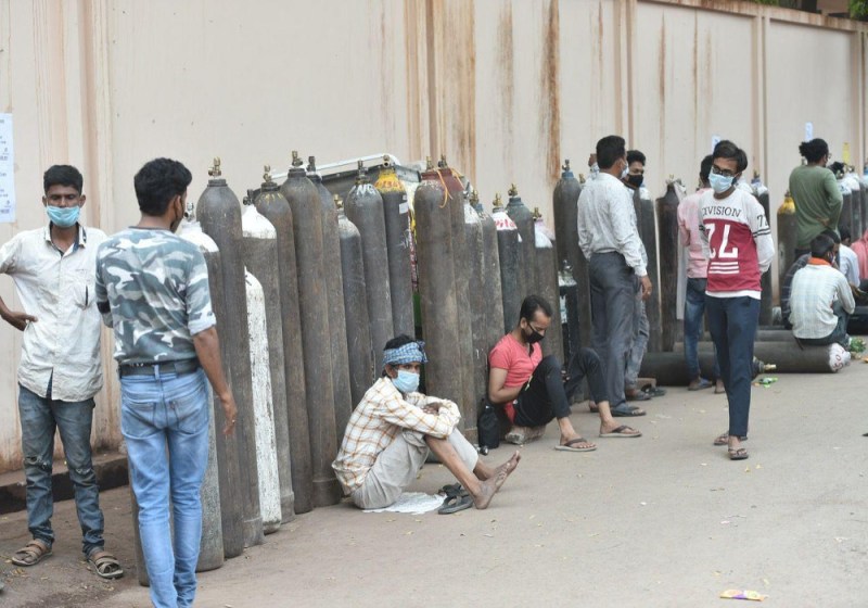 लखनऊ के 5 चिकित्सा संस्थानों को 30 वेंटिलेटर मिले