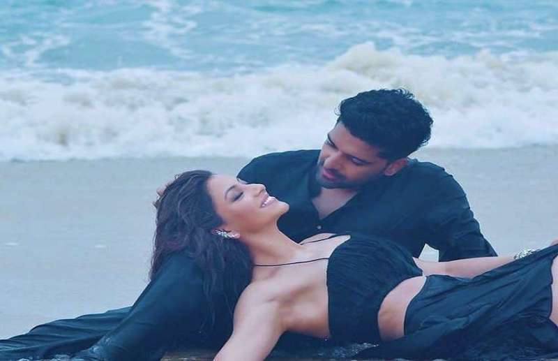 Urvashi Rautela Guru Randhawa Doob Gaye Song Trending On Youtube