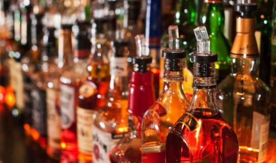 Liquor shops open in Punjab mini lockdown