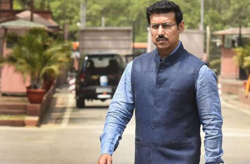 कोरोना प्रबंधन पर सरकार को घेरा, सांसद कोष से राठौड़ ने दिए एक करोड़ रुपए