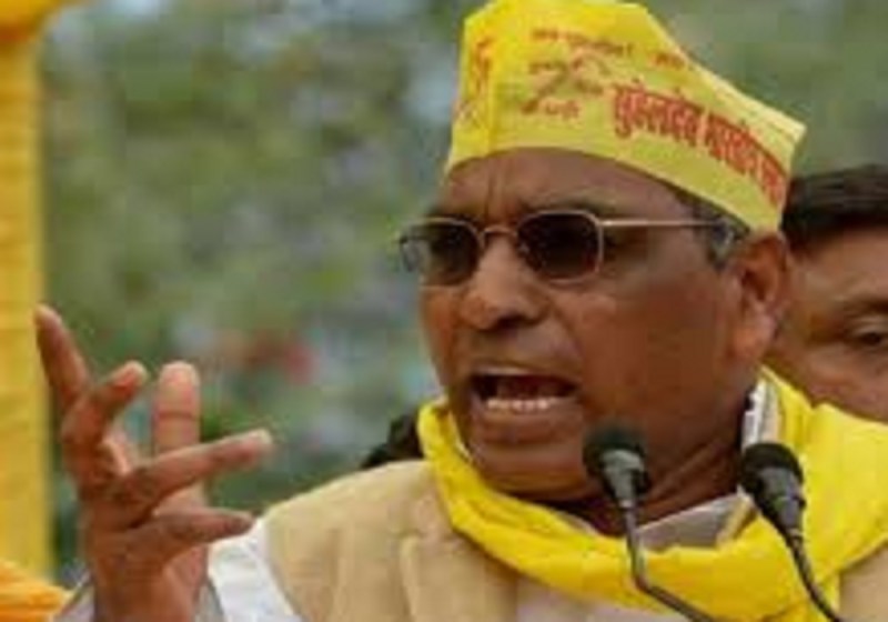 यूपी में पिछड़ों के नेताओं पर ओम प्रकाश राजभर का निशाना, सिर्फ वोट दिलाने के लिए बने हैं नेता
