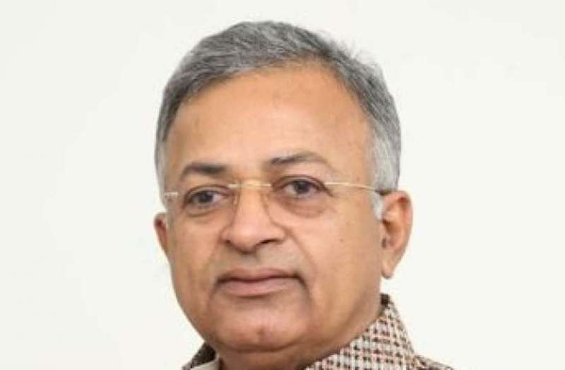 खरीद 899 रुपए में तो निजी अस्पतालों को 1350 में क्यों बेच रहे हैं रेमडेसिविर-सिंघवी