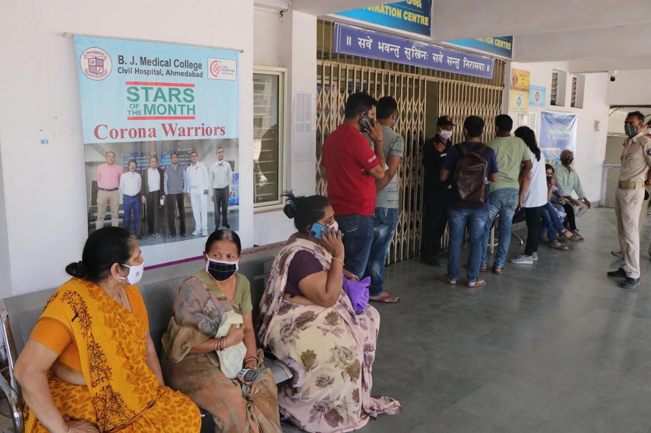 Gujarat:  गुजरात में लगातार चौथे दिन डिस्चार्ज की संख्या नए मरीजों से कम