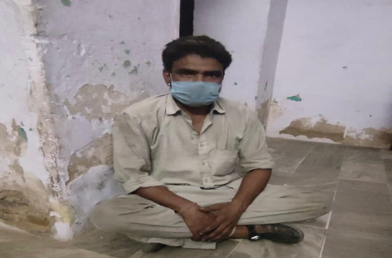 केले से भरे ट्रक में छिपाकर ले जा रहा था अफीम