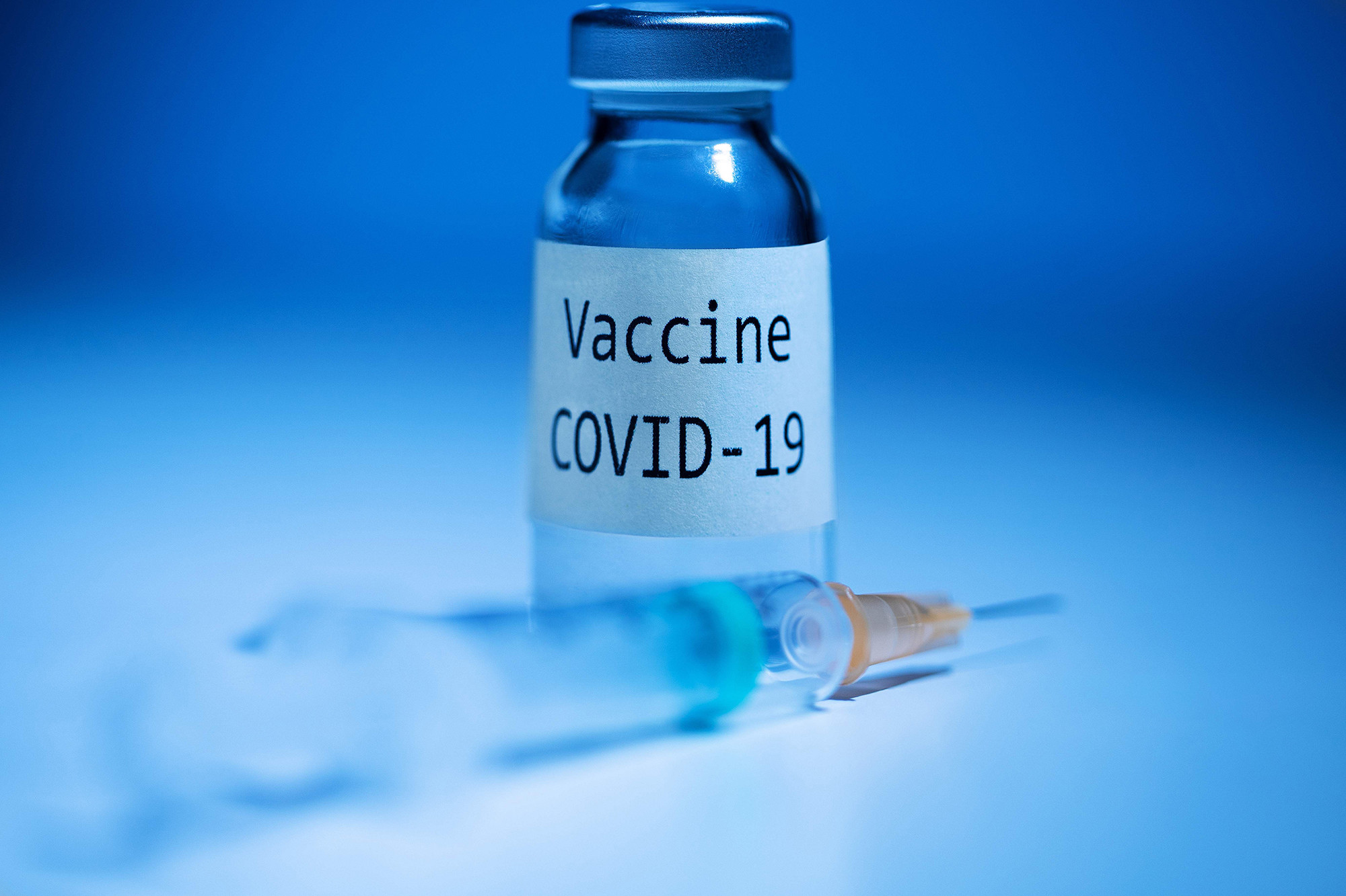 COVID---औद्योगिक श्रमिकों के टीकाकरण के लिए विशेष शिविर की मांग