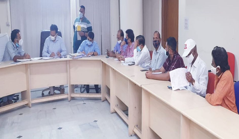 शहर में 116 मकान जर्जर और चक्रवात सिर पर खड़ा